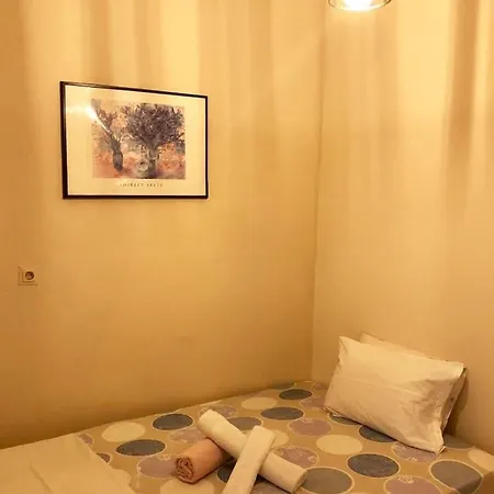 Spacious One Bedroom *